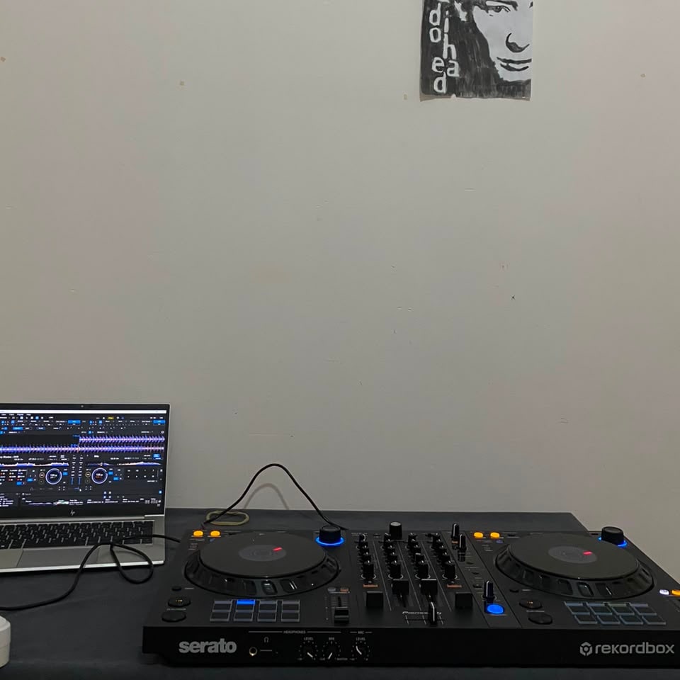 pioneer dj ddj-flx6 — Photo 2
