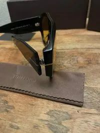 Lunette — Photo 1