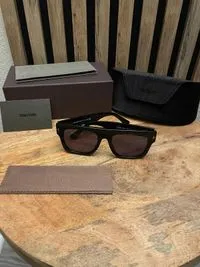 Lunette — Photo 3