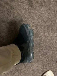 Baskets Nike taille 44 — Photo 2